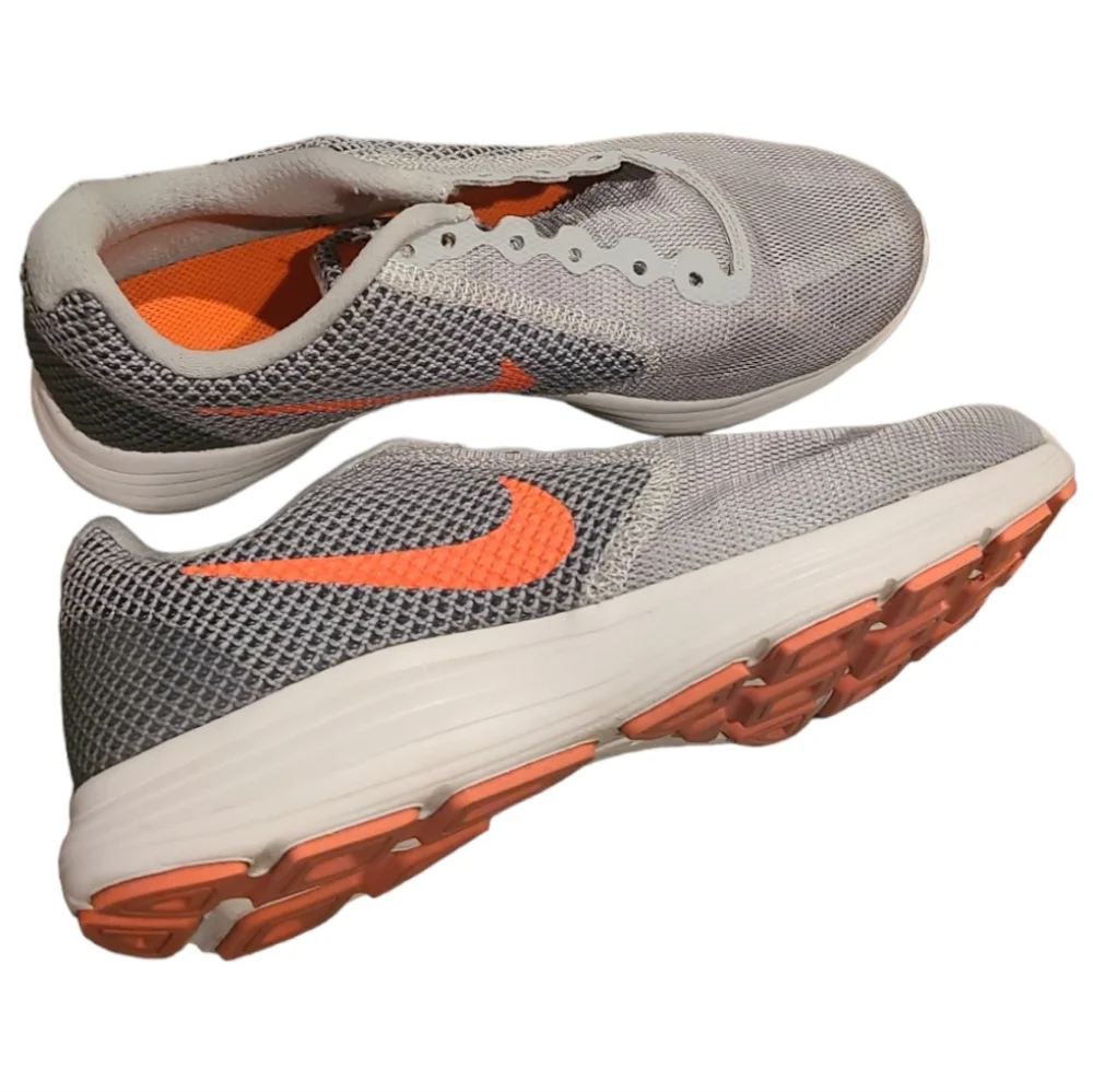 Nike Revolution 3 Running Womens Shoes 819303-002 Wolf Grey Hyper Orange…